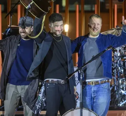 mumford and sons — NZ news