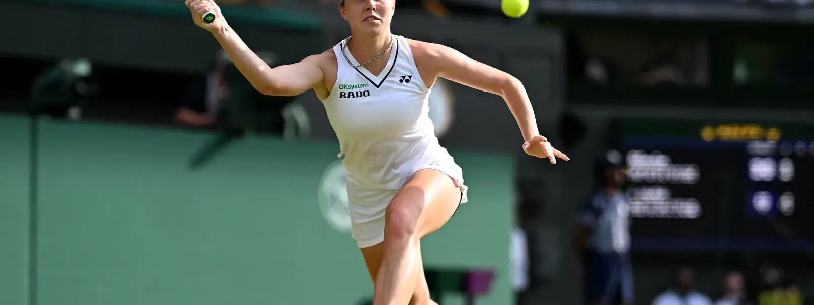 Linda Noskova sees off Marta Kostyuk in style to set up all-Czech Wimbledon final