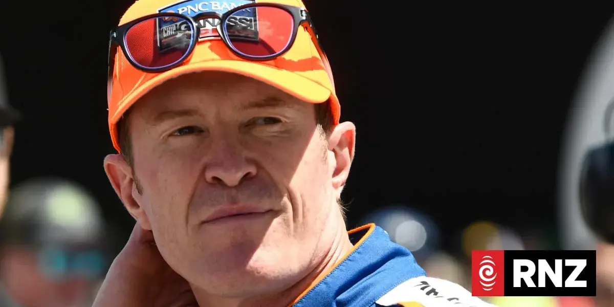 Kiwi motor racing legend set to switch teams