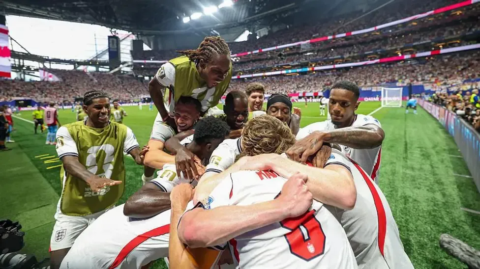England players celebrate scoring against DR Congo